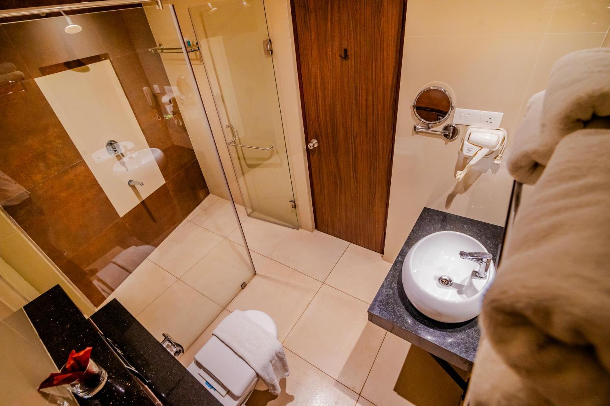 Hotel Seven Lights Kochi المظهر الخارجي الصورة